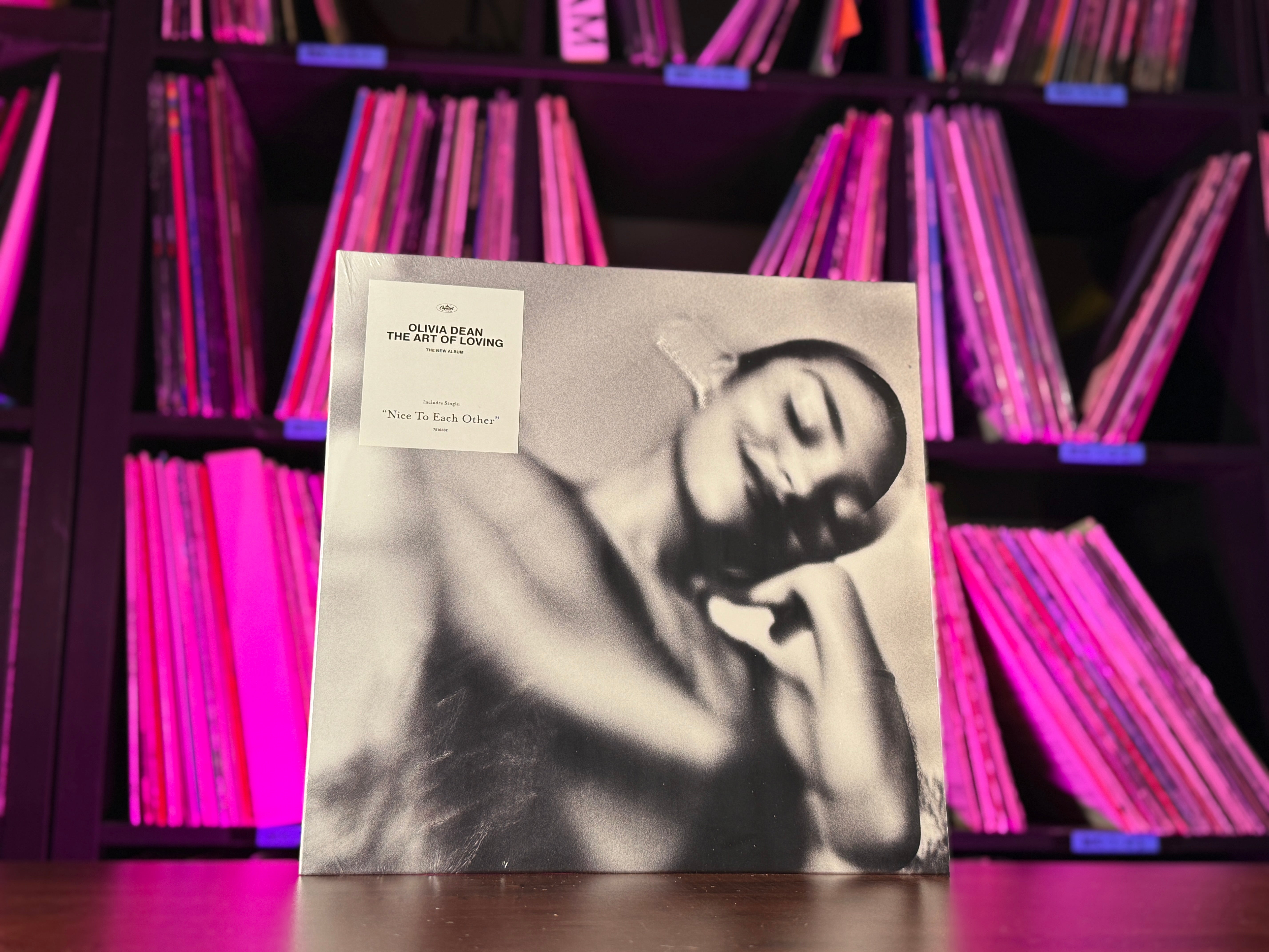 Olivia Dean - The Art of Loving – Rollin' Records