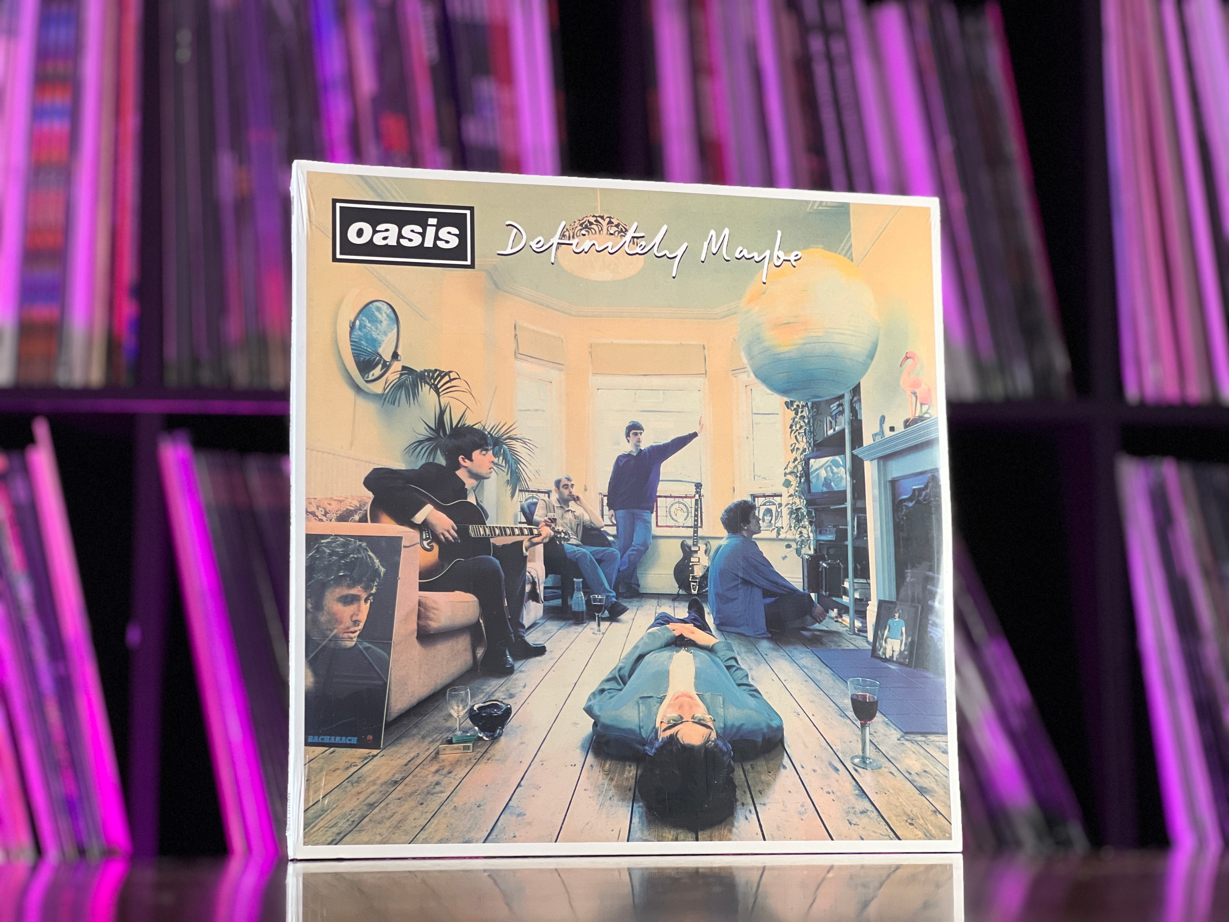 OASIS DEFINITELY MAYBE PICTURE DISC DOUBLE VINYL (25th Anniversary Edition) NEW OASIS DEFINITELY MAYBE PICTURE DISC DOUBLE VINYL (25th Anniversary Edition) NEW