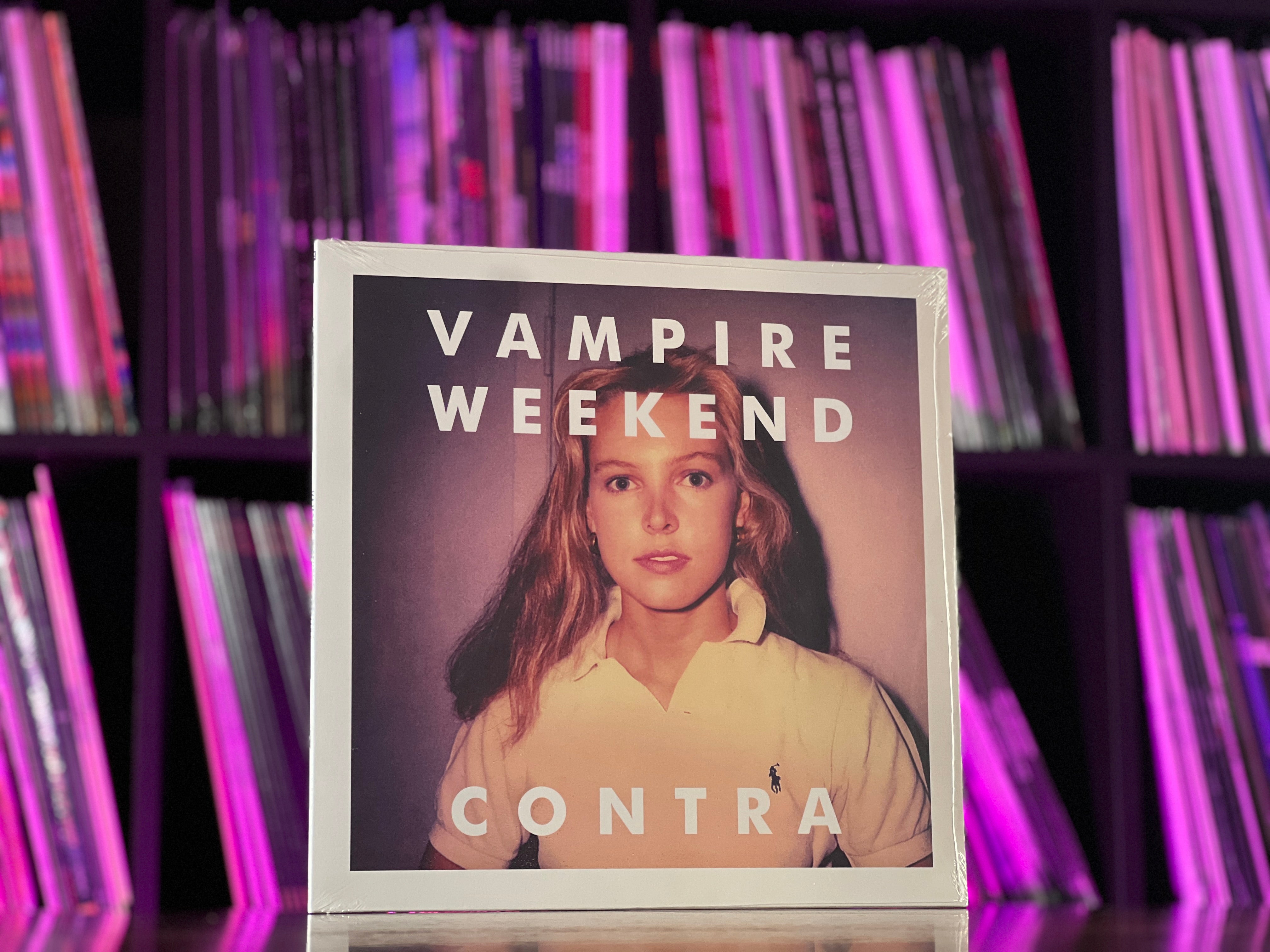 Vampire Weekend - Contra – Rollin' Records, image size:4032x3024