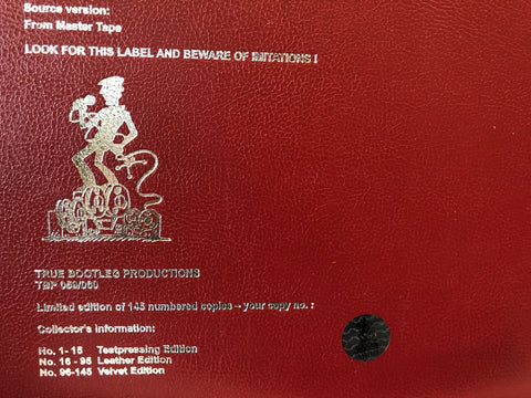 AC/DC- Palais Des Sports, Lyon, France 1982 TBP 2XLP Red Leather