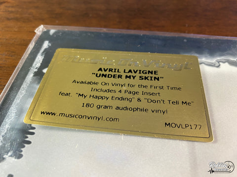 Avril Lavigne - Under My Skin