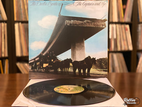 The Doobie Brothers - The Captain and Me