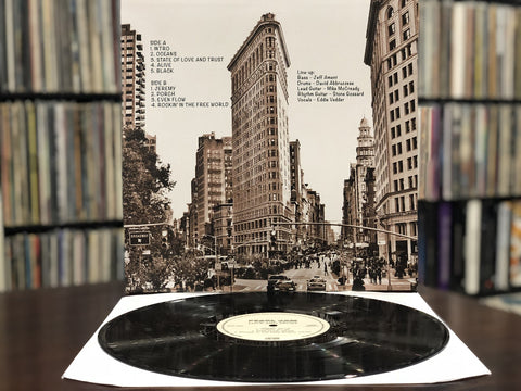 Pearl Jam - Love And Trust