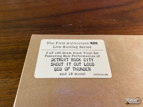 KISS - KISS Off The Soundboard: Tokyo 2001