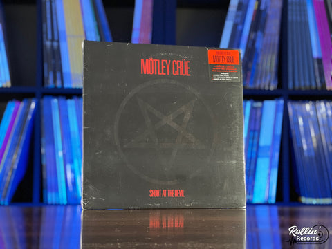 Motley Crue - Shout At The Devil