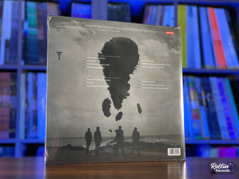 Trivium - In Waves