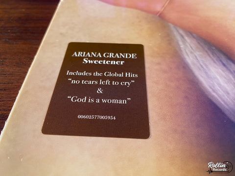 Ariana Grande - Sweetener