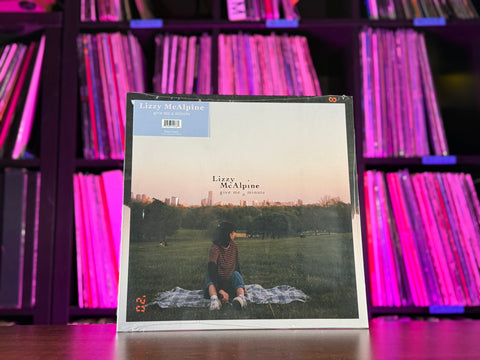 Lizzy McAlpine - Give Me a Minute (Pink Vinyl)