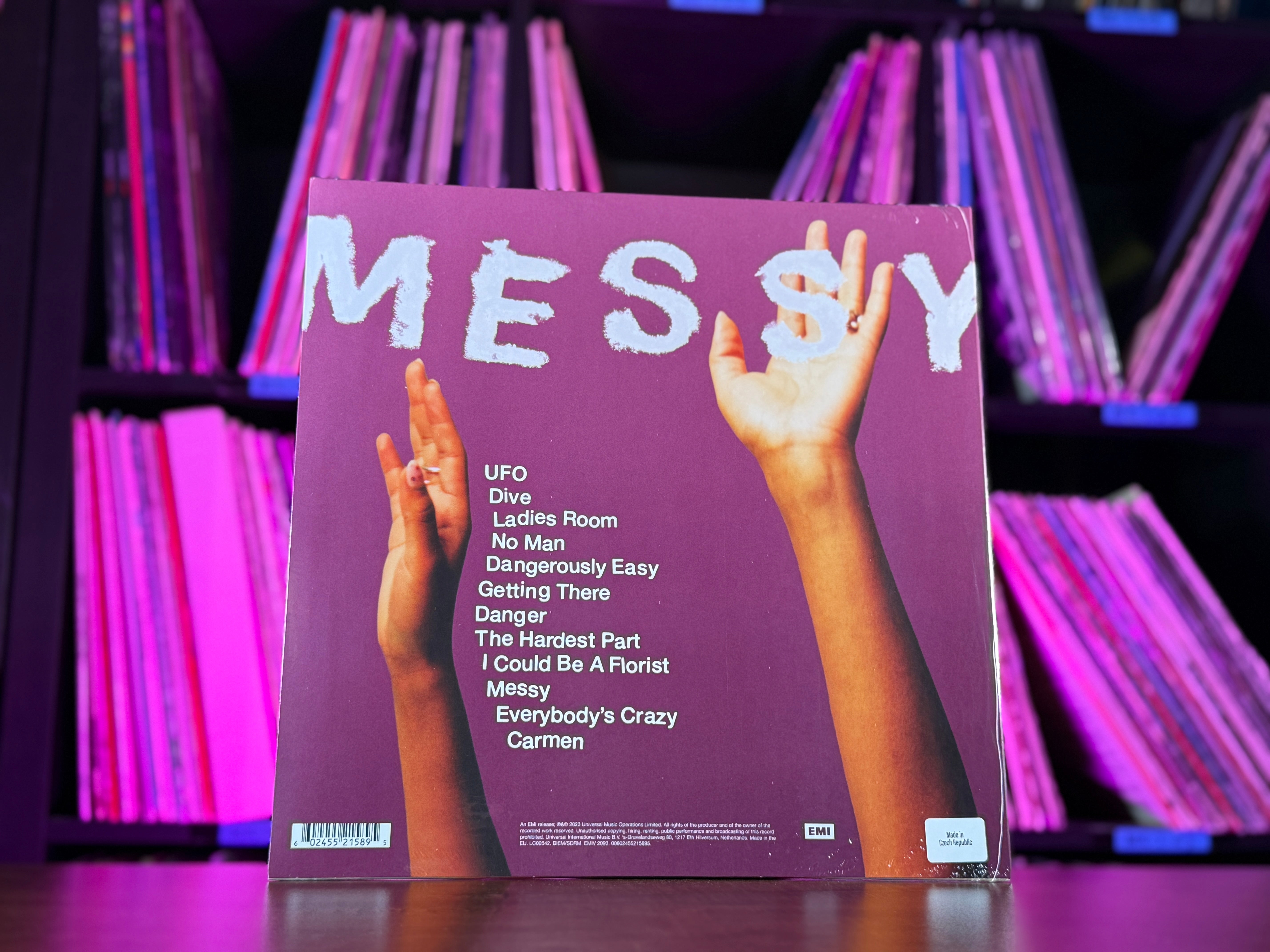 Olivia Dean - Messy – Rollin' Records
