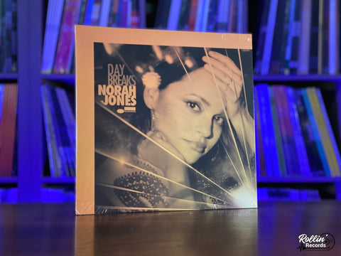 Norah Jones -  Day Breaks