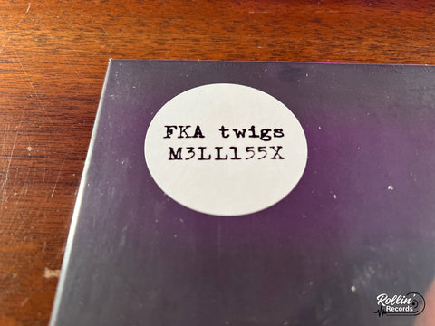 FKA Twigs -  M3ll155x