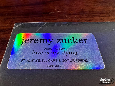 Jeremy Zucker - Love Is Not Dying